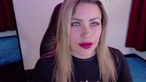 Snapshot of ivy__taylorr chatting on September 17, 1:03 am Diana Rojas online show from September 17, 1:03 am