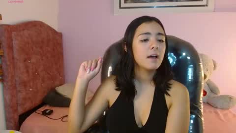 Snapshot of ivy_gail chatting on March 1, 4:04 am IVY online show from March 1, 4:04 am