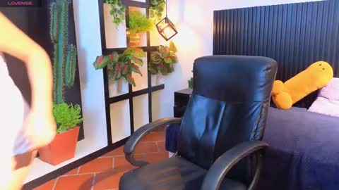Snapshot of ivy_gail chatting on September 16, 3:36 am IVY online show from September 16, 3:36 am