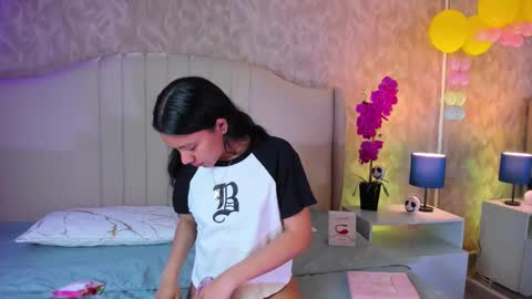 Ivy  online show from November 20, 8:10 pm