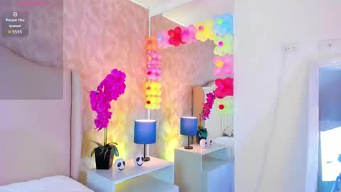 Ivy  online show from October 22, 7:52 pm