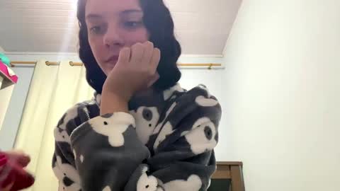 Ivy Desirer online show from March 29, 2:43 am