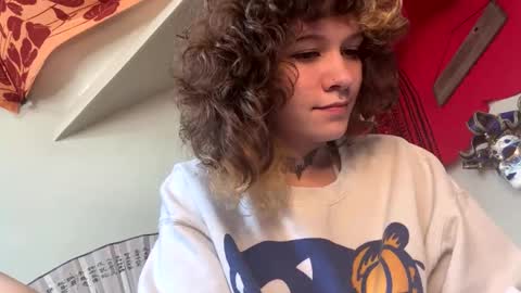 IVY DEVILL online show from June 2, 7:48 pm