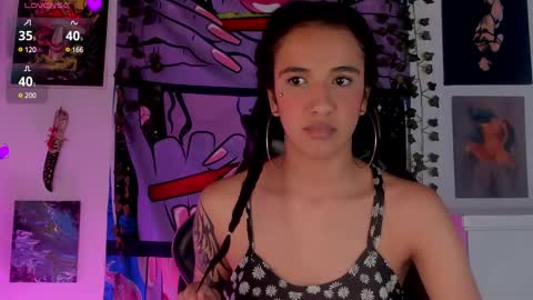 Snapshot of ivymanson_ chatting on February 25, 10:15 am Camila online show from February 25, 10:15 am