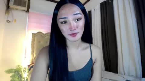 Snapshot of iwillcum4u_ chatting on September 24, 2:43 am thea online show from September 24, 2:43 am