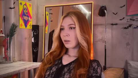 izi online show from February 9, 3:01 pm