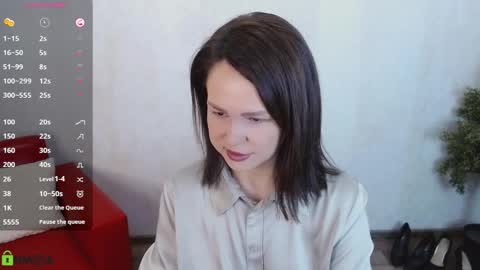 Queen of nylon  Victoria online show from November 20, 4:57 am