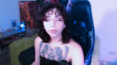 jade 18  online show from November 16, 7:54 am