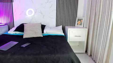 Snapshot of jackandrosse_ chatting on October 7, 1:04 pm Jack Rosse online show from October 7, 1:04 pm