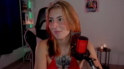 Linda Sofia help me get to 100 thumbs up online show from January 16, 4:17 am