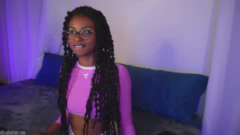 Snapshot of jada_valentine chatting on October 3, 5:56 am Jada online show from October 3, 5:56 am