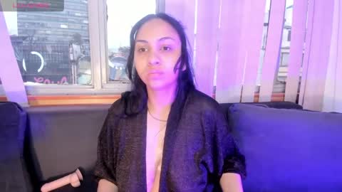 jade_chers online show from May 18, 11:38 am