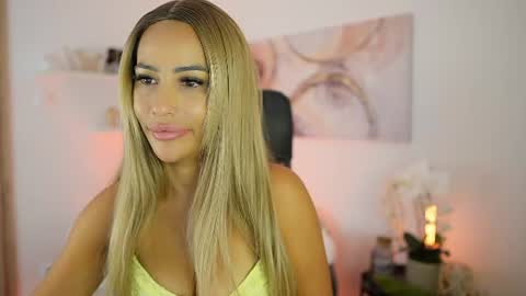 Jade Davin online show from July 28, 8:01 am