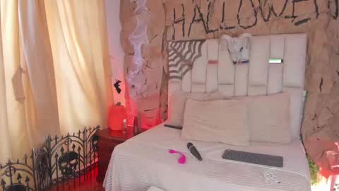 Snapshot of jade_nm chatting on October 17, 2:09 pm ade online show from October 17, 2:09 pm