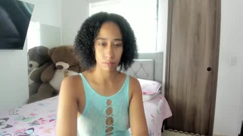 Jade smile online show from May 18, 4:13 pm