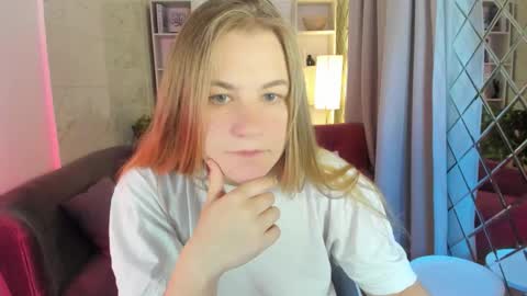 Jade online show from September 17, 8:51 pm