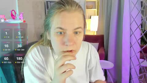 Jade online show from September 24, 8:41 pm