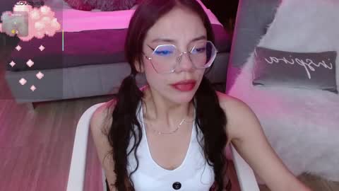 JADE online show from February 22, 8:59 pm