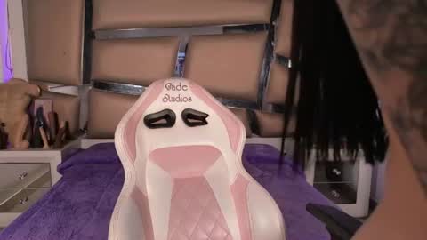 jadeestudios online show from July 20, 7:58 pm