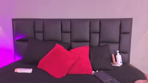 Jade online show from July 14, 7:51 pm