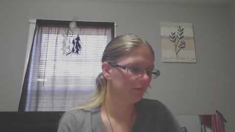 JadeLuv online show from December 20, 5:06 pm