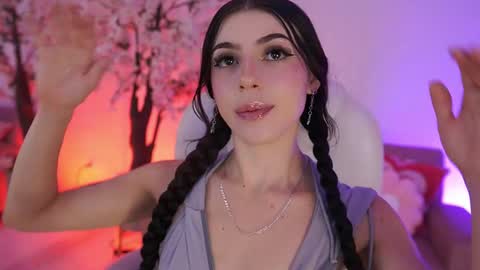 Jade Summer online show from March 25, 6:55 pm