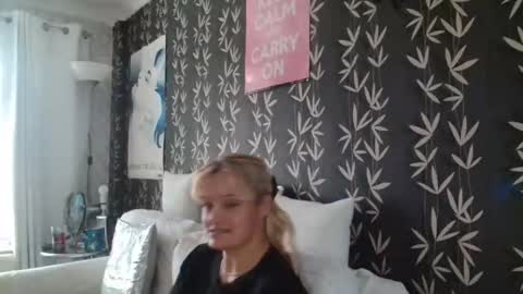 Snapshot of jakkilouise chatting on September 10, 3:01 pm JAKKI LOUISE pornstar online show from September 10, 3:01 pm