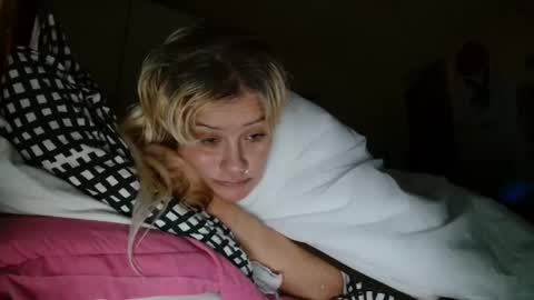JAKKI LOUISE pornstar online show from November 18, 12:22 am