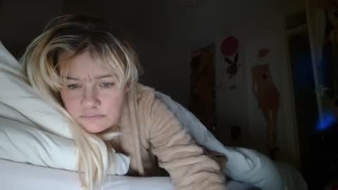 Snapshot of jakkilouise chatting on March 6, 1:37 am JAKKI LOUISE pornstar online show from March 6, 1:37 am