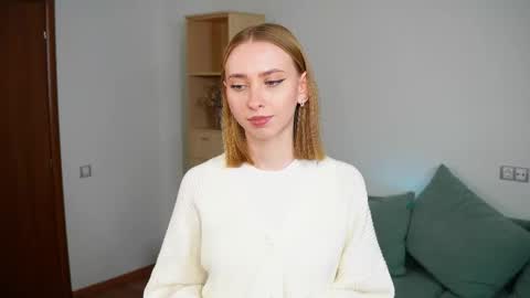 Emily online show from October 23, 6:41 am