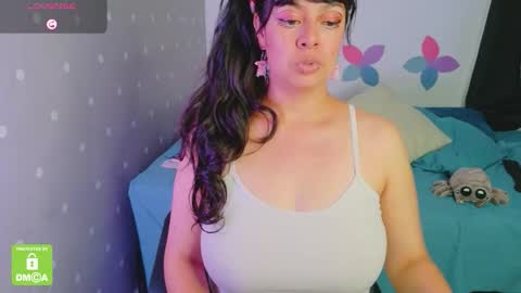 Jane Atwood online show from November 25, 2:30 pm