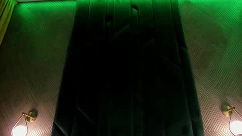 Jane sweethearts Im here now  online show from November 19, 1:27 am