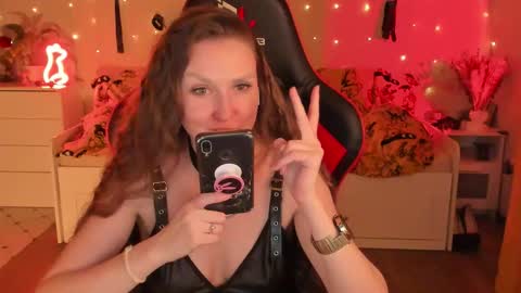 Snapshot of janegrey11 chatting on September 15, 9:00 pm Jane online show from September 15, 9:00 pm