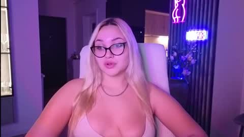 Jane online show from November 18, 1:06 am