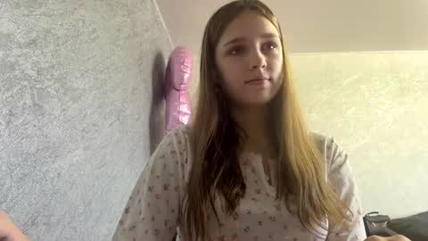 Lilly online show from July 20, 10:39 am