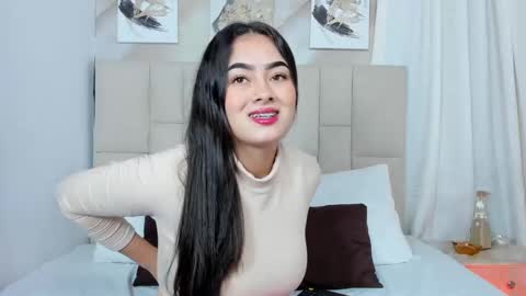 Snapshot of jaslyn__smith chatting on January 25, 2:19 pm Jaslyn online show from January 25, 2:19 pm