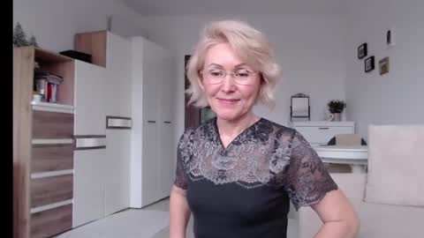 Snapshot of jasmin18v chatting on January 17, 1:13 pm Jasmin room for people 40 online show from January 17, 1:13 pm