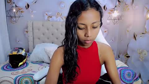 Snapshot of jasmin_brunette_ chatting on December 19, 11:50 am Jasmin online show from December 19, 11:50 am