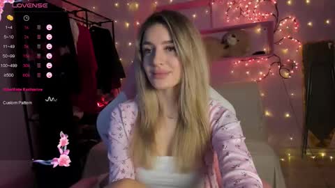 jasmine_ur_princess online show from March 9, 5:32 am