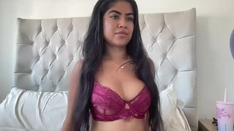 Jasmine Fox  online show from July 20, 12:51 pm