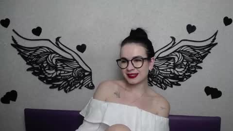 JasmineKouch online show from October 16, 5:37 pm