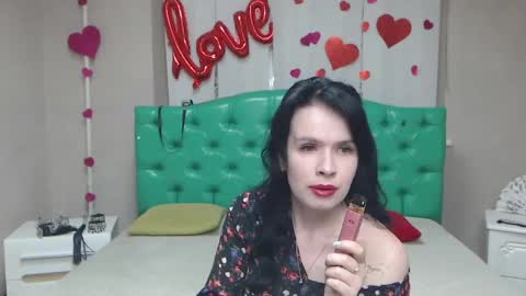 JasmineKouch online show from April 19, 6:10 pm