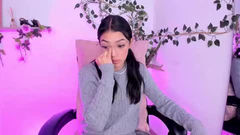 Jaulyn online show from March 31, 2:06 pm