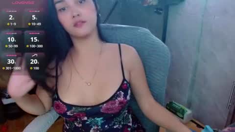 Jayda Khalifa  online show from July 26, 3:03 am