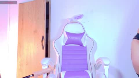 Snapshot of jazmin_barreraa chatting on October 4, 5:50 pm jazmin online show from October 4, 5:50 pm