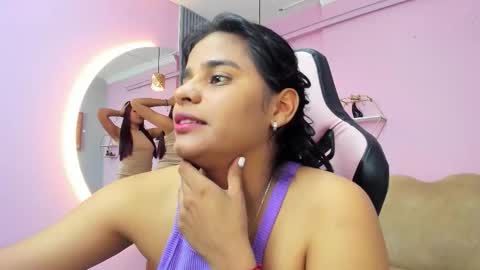 Snapshot of jazmin_ebony chatting on September 27, 11:06 am jazmin online show from September 27, 11:06 am