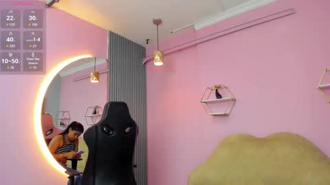 Snapshot of jazmin_ebony chatting on September 24, 10:36 am jazmin online show from September 24, 10:36 am