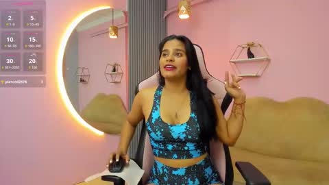 Snapshot of jazmin_ebony chatting on September 20, 11:19 am jazmin online show from September 20, 11:19 am