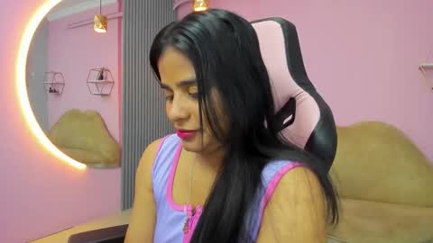 Snapshot of jazmin_ebony chatting on October 1, 10:42 am jazmin online show from October 1, 10:42 am