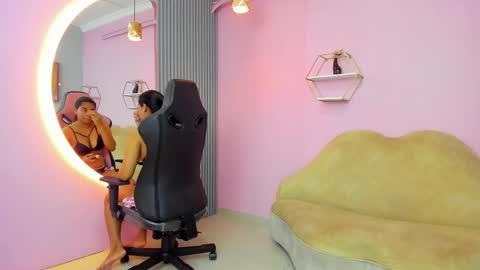 Snapshot of jazmin_ebony chatting on October 8, 11:36 am jazmin online show from October 8, 11:36 am